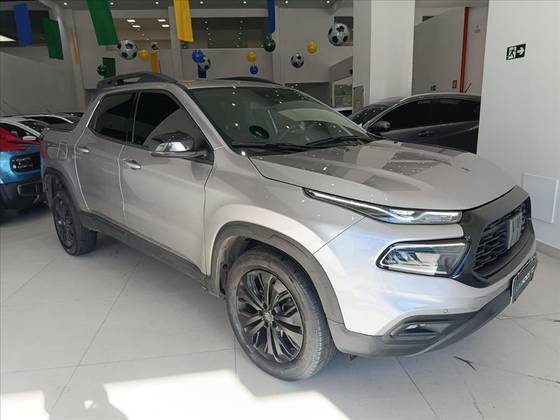 FIAT TORO 1.3 TURBO 270 FLEX VOLCANO AT6 FIAT TORO 1.3 TURBO 270 FLEX VOLCANO AT6